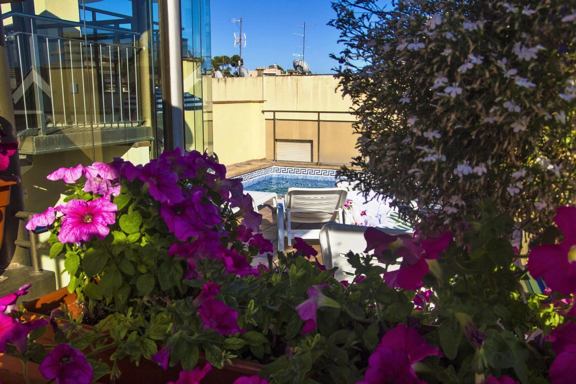 Hotel Sunshine Park Lloret de Mar Kültér fotó